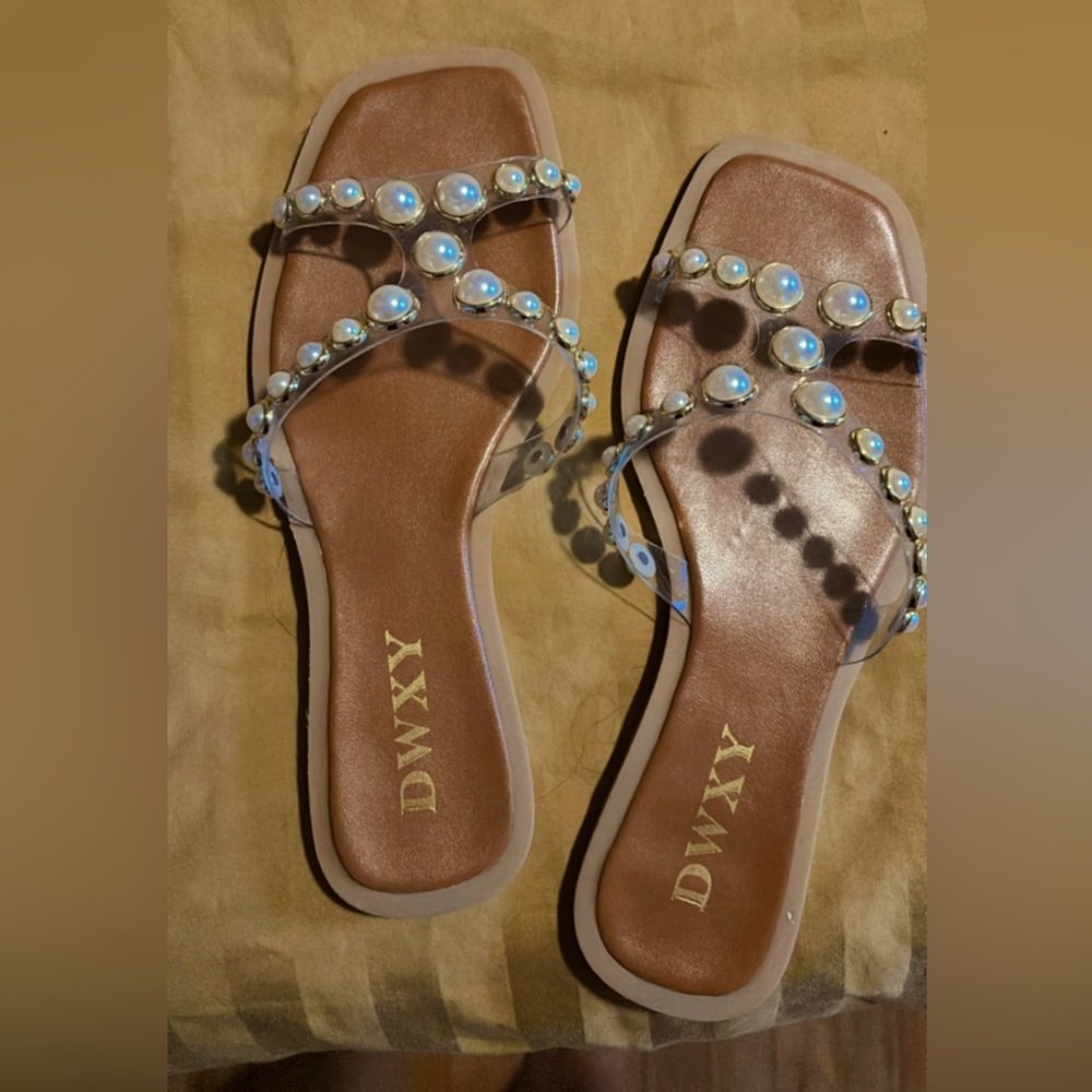 Beautiful summer sandals . Women's size 8. Used about 3 times.